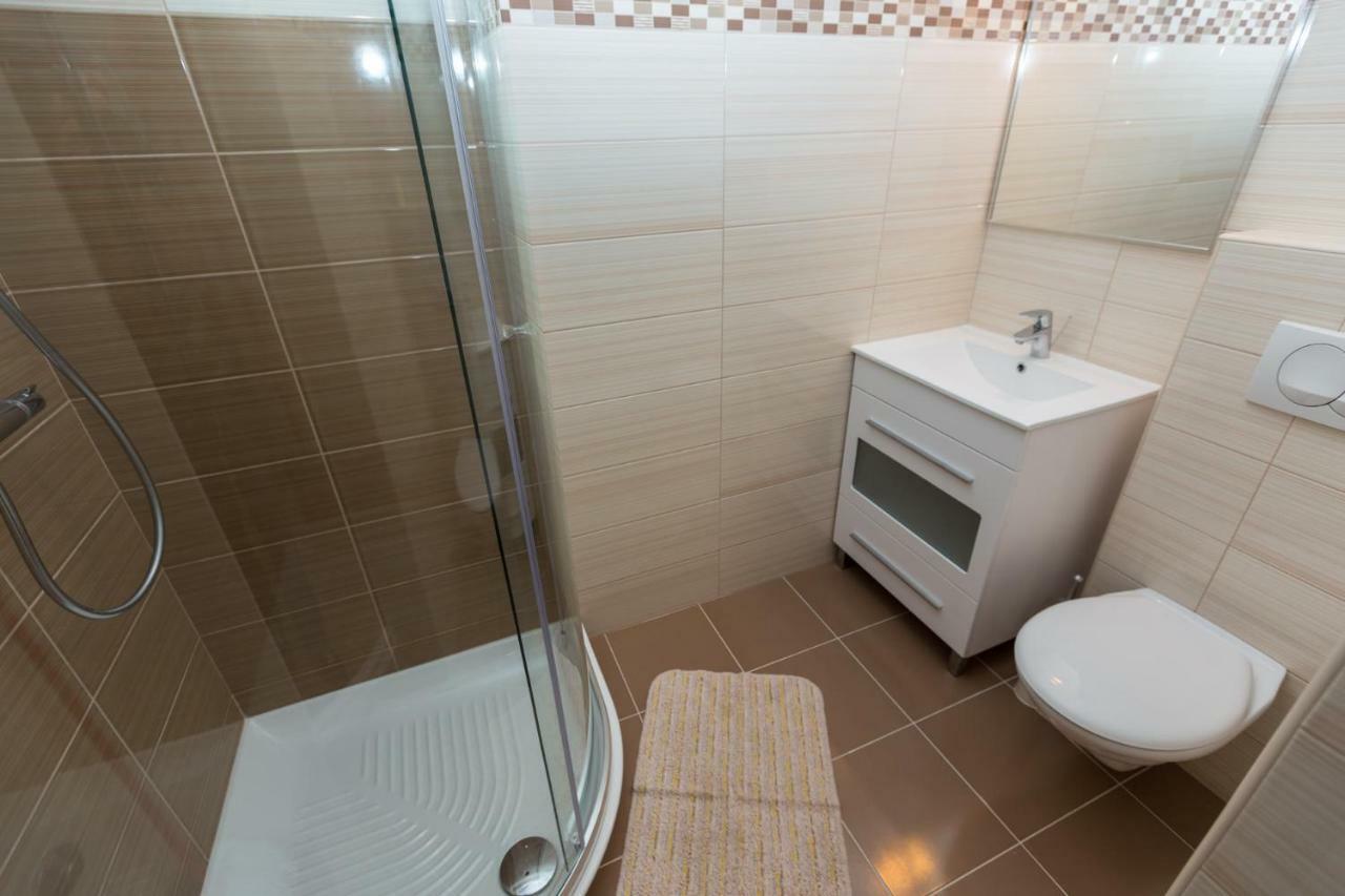 Apartmani Gordana Mali Losinj Ngoại thất bức ảnh