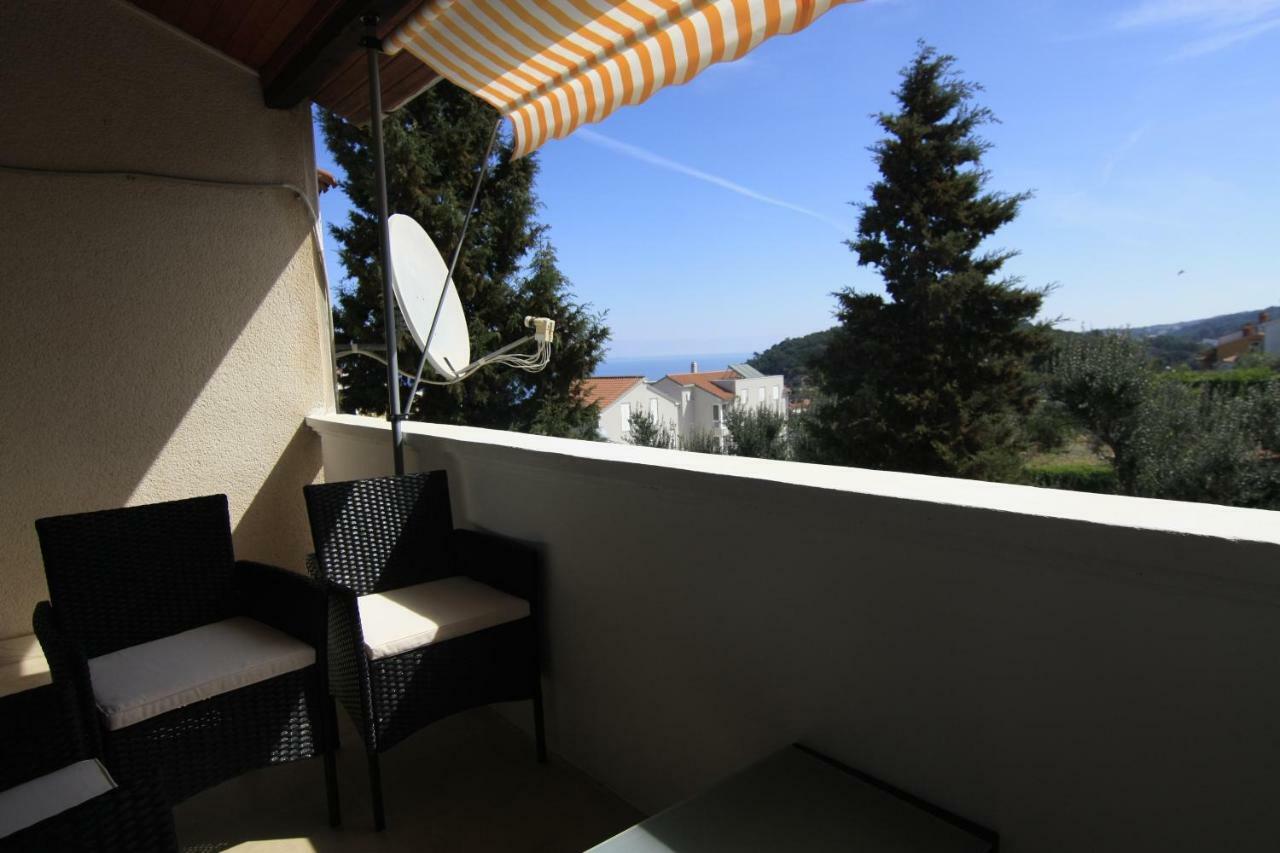 Apartmani Gordana Mali Losinj Ngoại thất bức ảnh